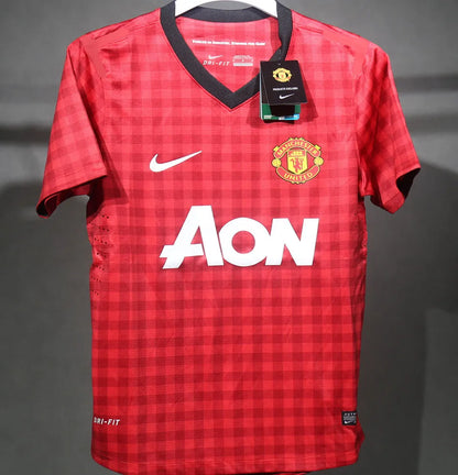 CAMISETA DE FUTBOL RETRO VERSIÓN JUGADOR MANCHESTER UNITED 2012/2013 RÉPLICA